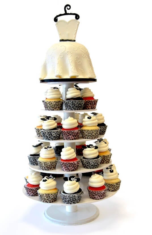 NJ Weddings-Pink Cake Box-Cupcake Stands