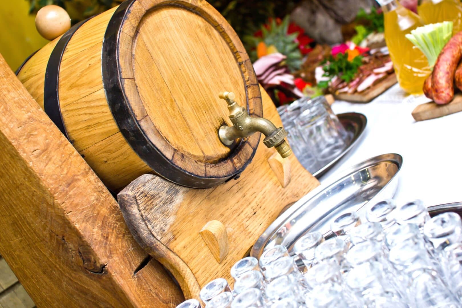 How to Throw a Rustic Chic Wedding