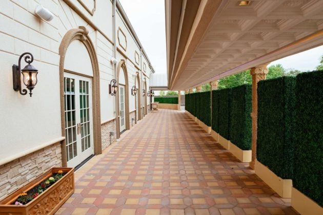 Park Villa Foyer