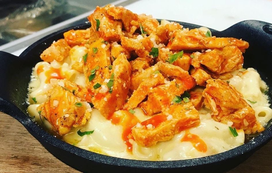 Buffalo Chicken Mac n Cheese