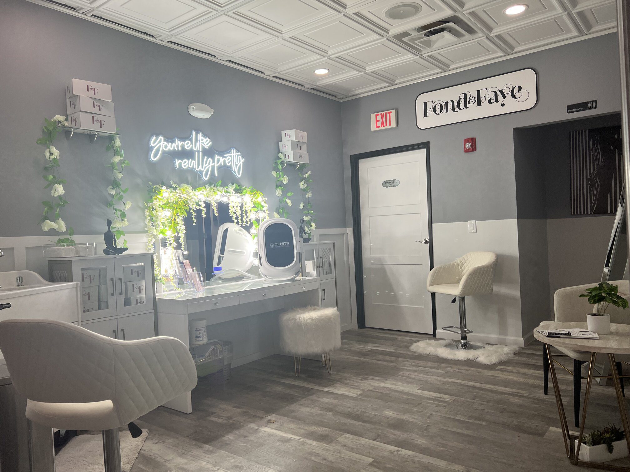 Salon Interior